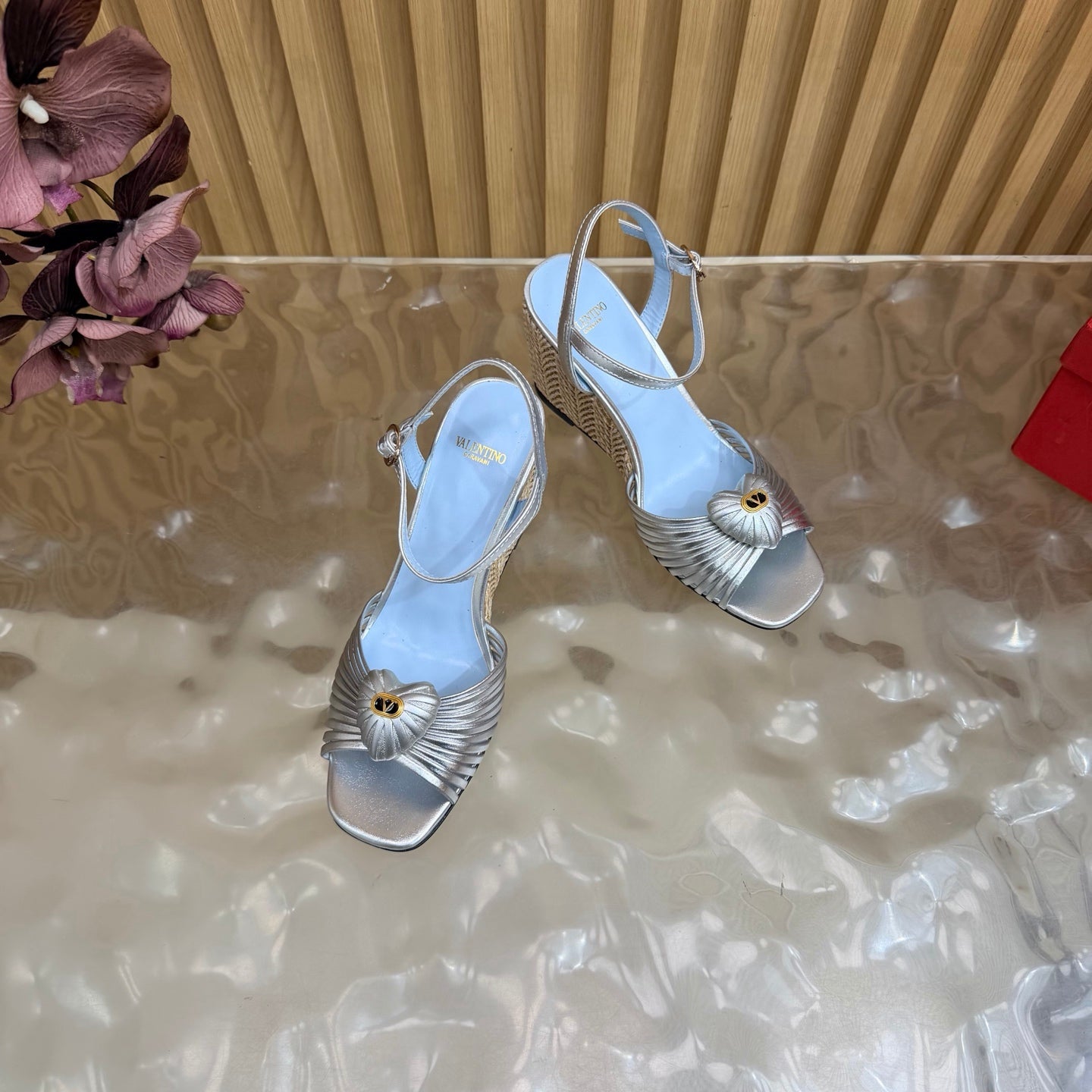 VALENTINO 26S WEDGE SANDAL 85 MM IN SILVER CALFSKIN