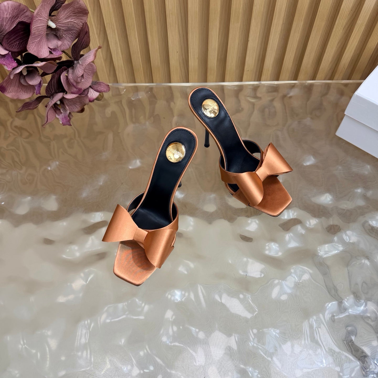 YSL 26S HIGH HEEL SANDALS 90 MM IN GOLD SILK WITH OVERSIZED BOW EMBELLISHMENT