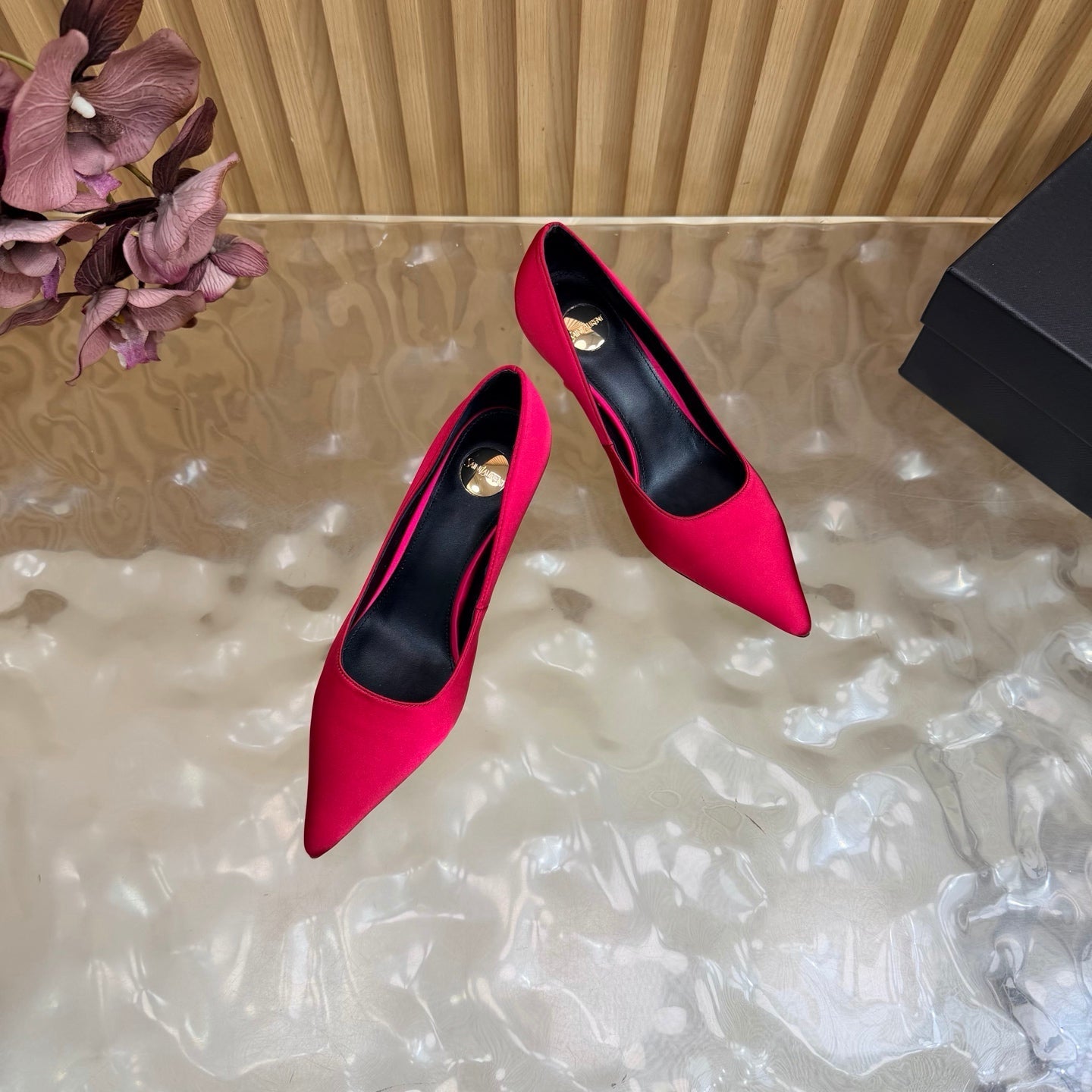 YSL 26S HIGH HEEL PUMPS 80 MM IN RED SATIN