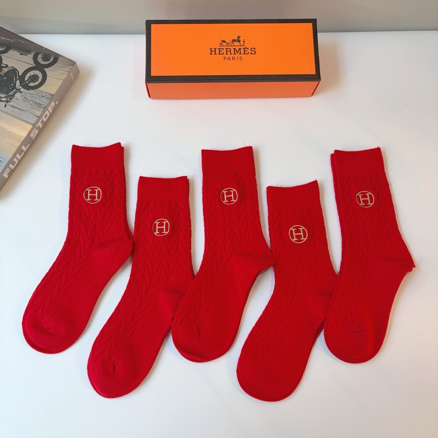 HERMES 26S CREW SOCKS 166960 (1 BOX)