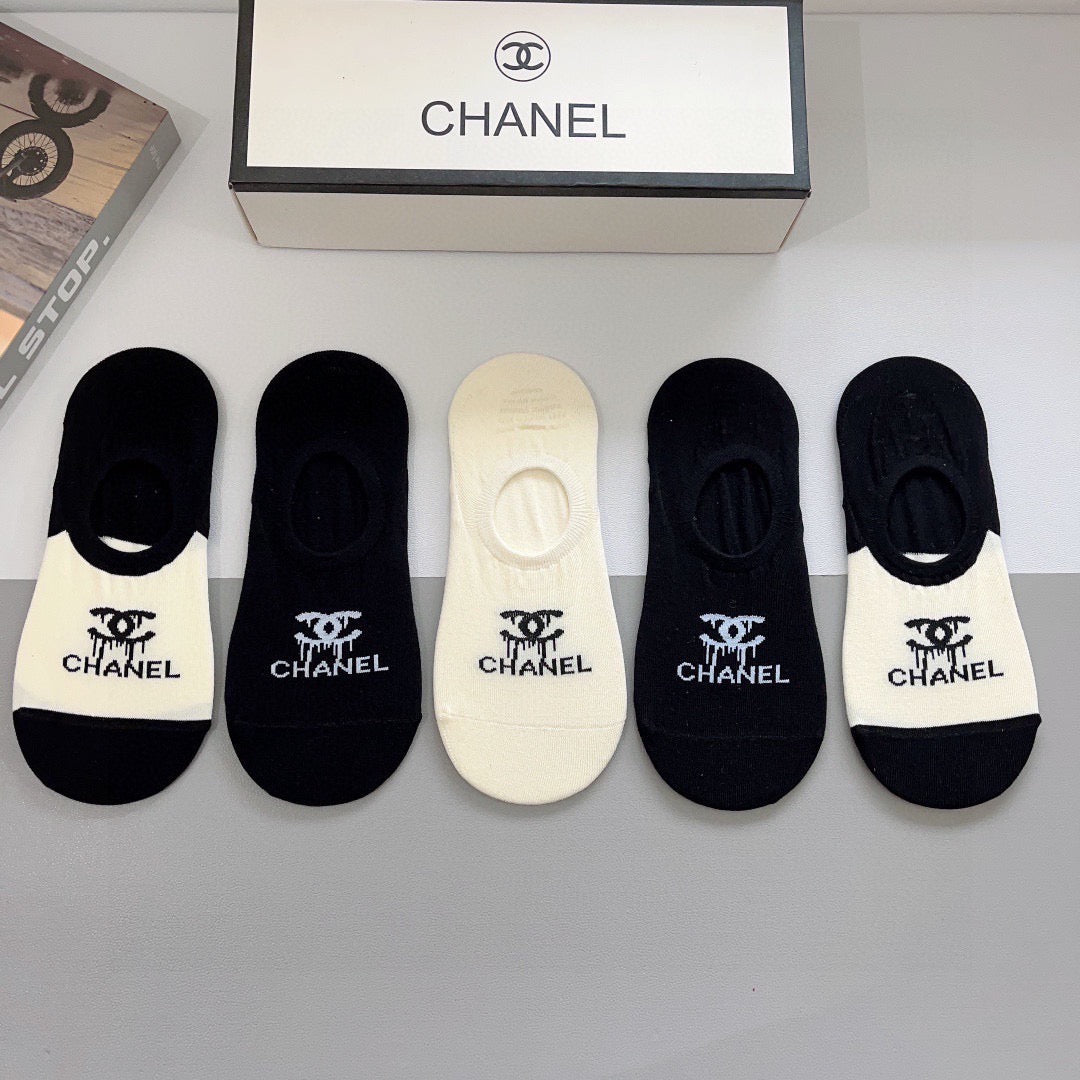 CHANEL 26S NO-SHOW SOCKS 412398 (1 BOX)
