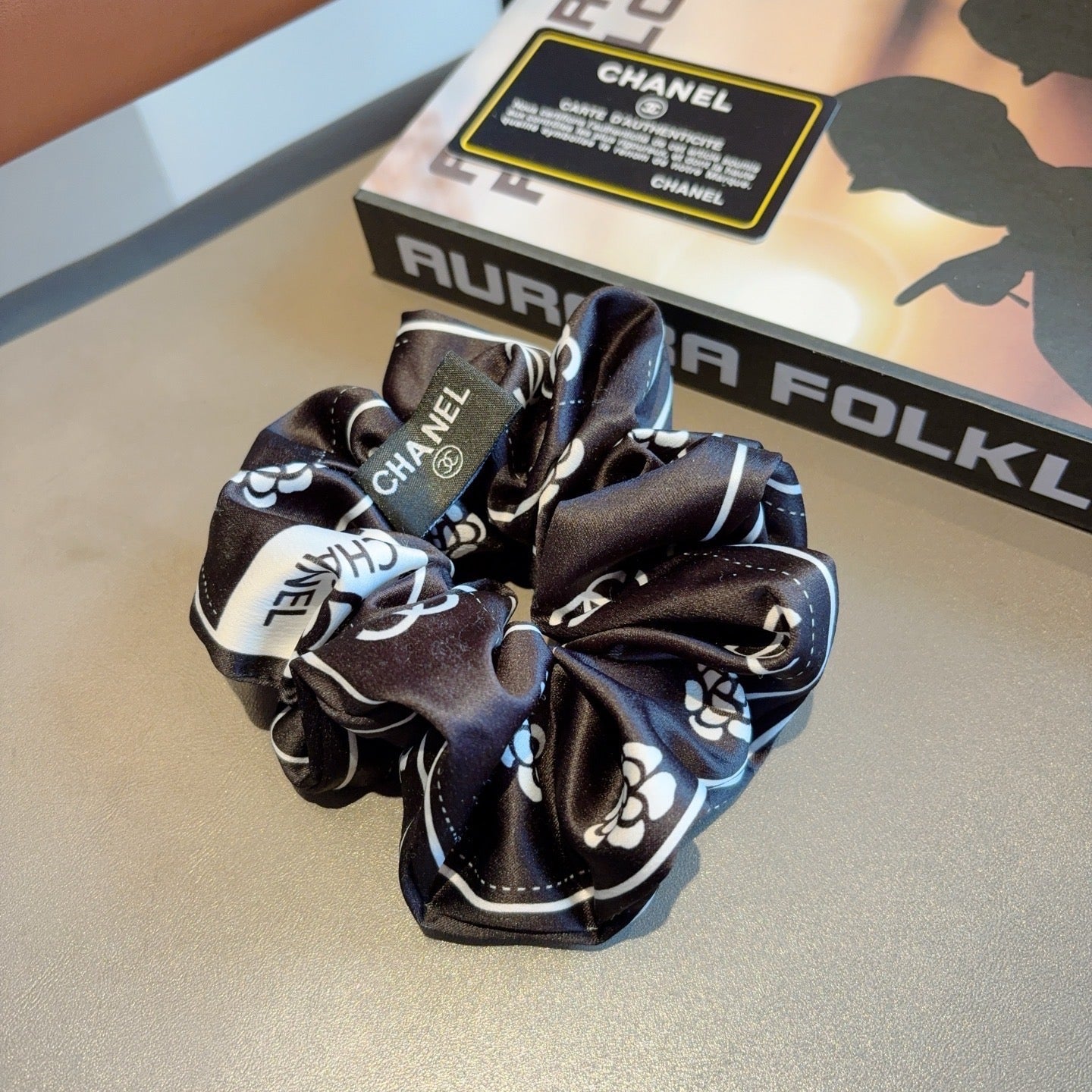 CHANEL 26S SCRUNCHIE IN BLACK AND WHITE SILK 505235