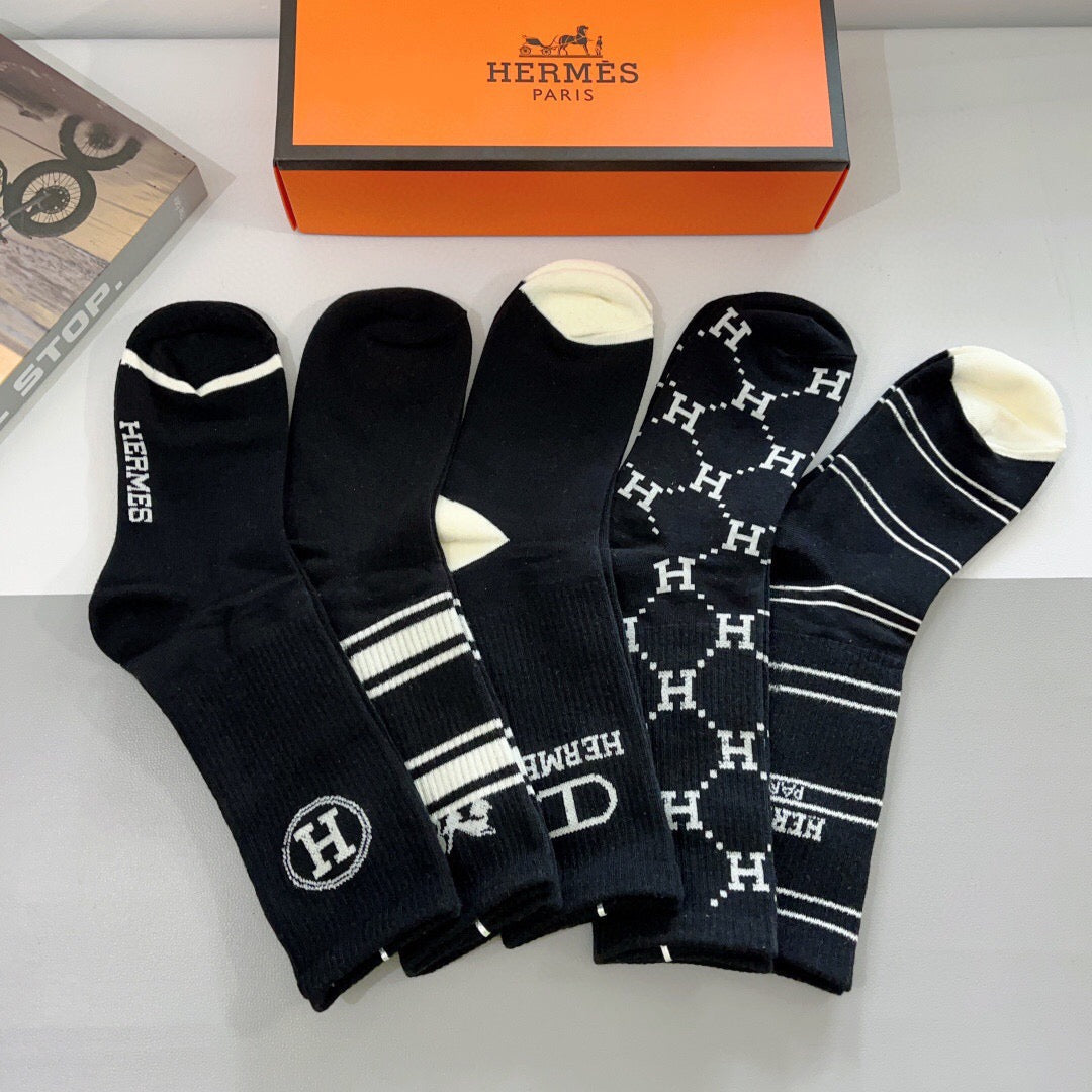 HERMES 26S CREW SOCKS 405334 (1 BOX)
