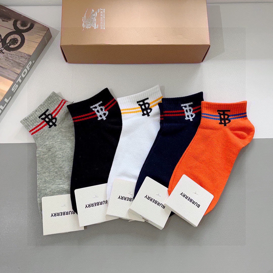 BURBERRY 26S ANKLE SOCKS 407121 (1 BOX)