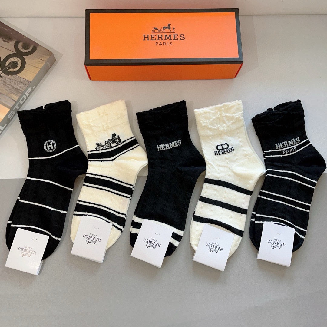 HERMES 26S ANKLE SOCKS 410351 (1 BOX)