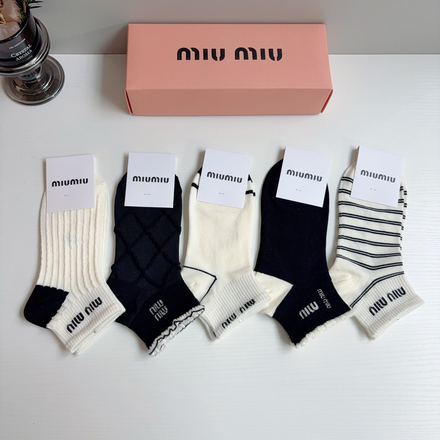 MIUMIU 26S ANKLE SOCKS 412409 (1 BOX)