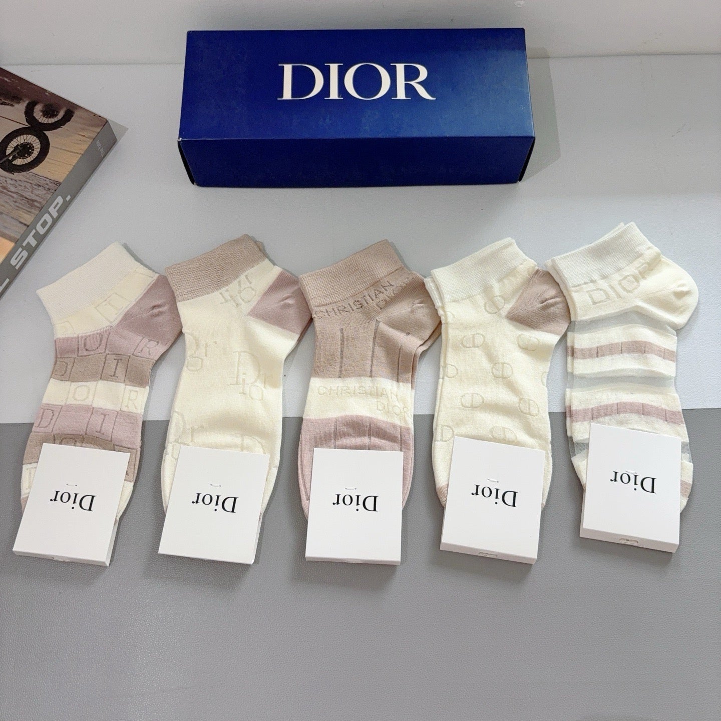 DIOR 26S ANKLE SOCKS 415744 (1 BOX)