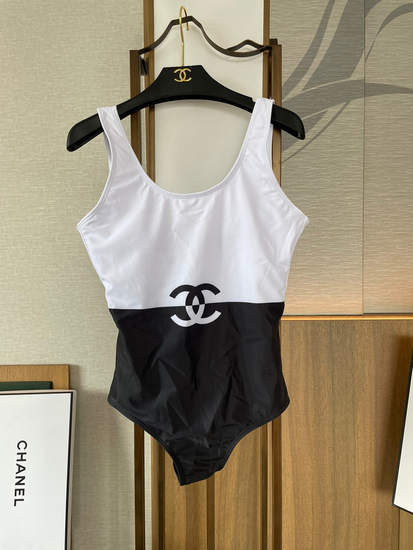 CC BIKINI SWIMSUIT SET IN BLACK AND WHITE 613717