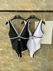 CC BIKINI SWIMSUIT SET IN WHITE AND BLACK TRIM 613724