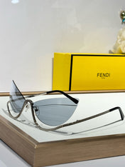 CRYSTAL STUDDED CAT-EYE FRAME SUNGLASSES FE40158 IN METAL