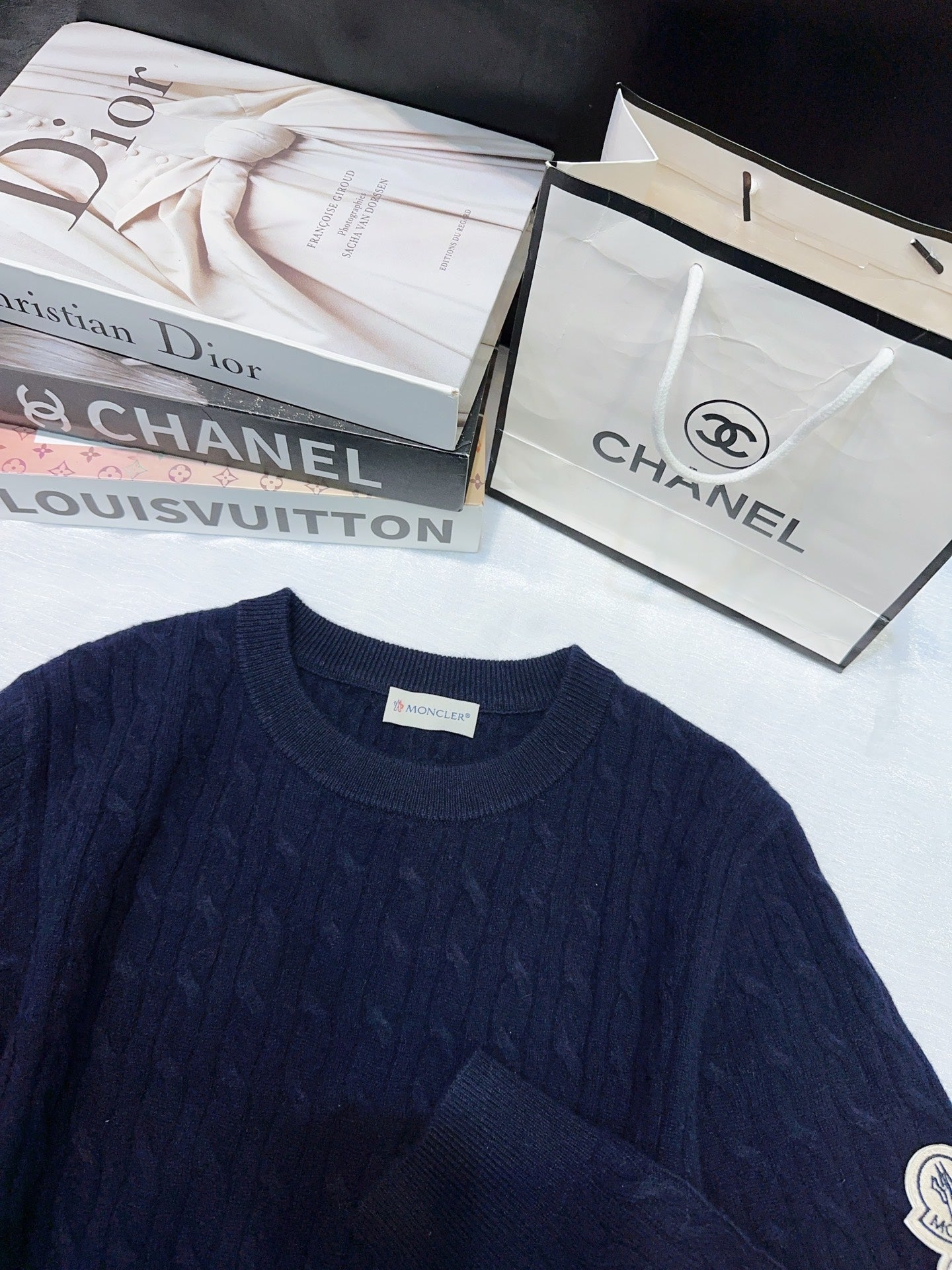 MONCLER 25S LONG-SLEEVE CREWNECK SWEATER 380