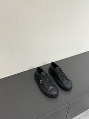 FF TRAINER SNEAKER IN BLACK CALFSKIN