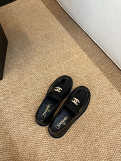 CHANEL 26S LOAFER IN BLACK PATENT CALFSKIN CC LOGO