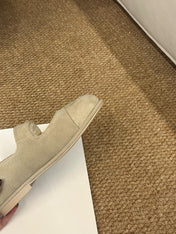 CHANEL 26S MARY JANE FLATS IN BEIGE SUEDE SHEARLING LINING CC LOGO