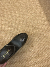 CHANEL 26S MARY JANE HEELS IN BLACK CALFSKIN CAP TOE