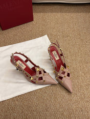 VALENTINO 26S ROCKSTUD SLINGBACK HEELS IN BLUSH NUDE CALFSKIN