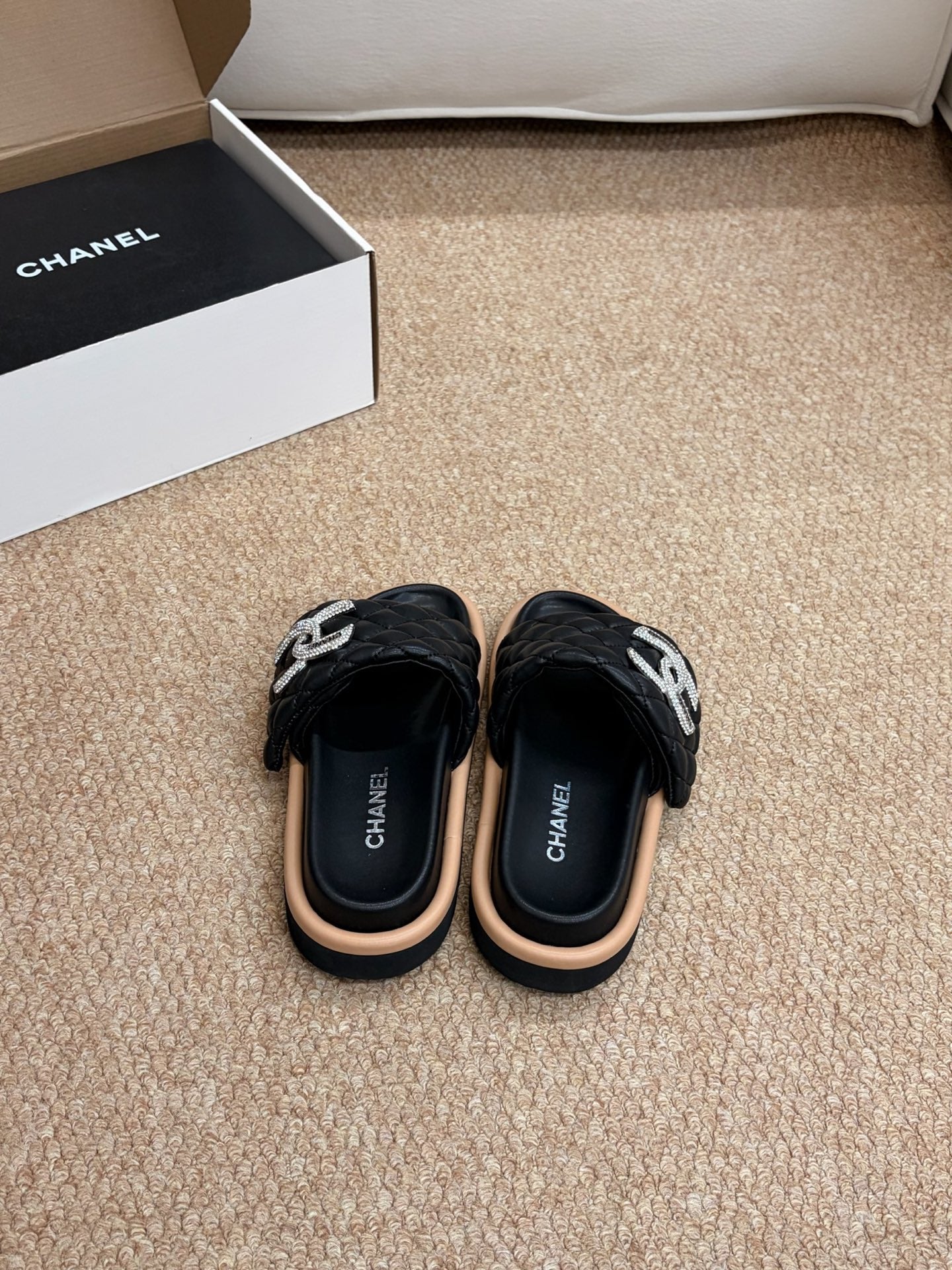 CHANEL 26S SLIDE SANDALS IN BLACK QUILTED CALFSKIN SILVER HARDWARE