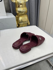 GG CASUAL SLIPPERS IN BURGUNDY RED CALFSKIN LOGO EMBOSSING