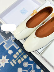 THE ROW 26S SQUARE TOE BALLET FLATS IN IVORY WHITE CALFSKIN