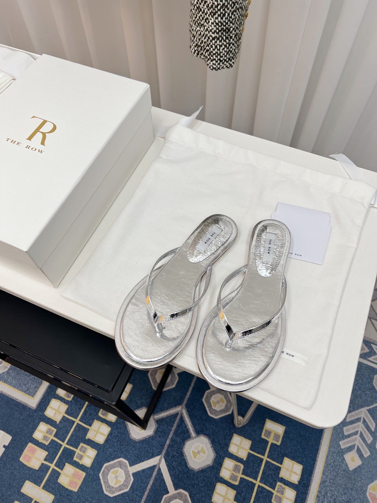 THE ROW 26S THONG SANDALS IN SILVER CALFSKIN