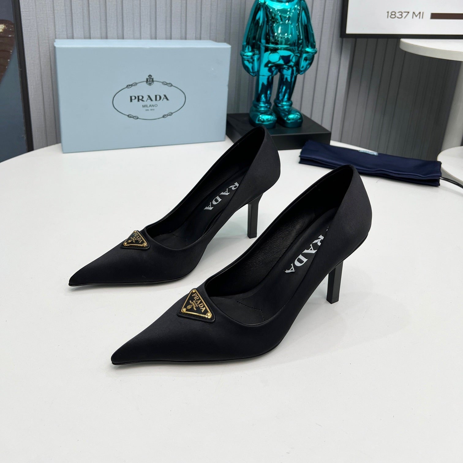 PRADA 26S POINTED TOE PUMPS STILETTO HEEL 80MM IN BLACK SATIN