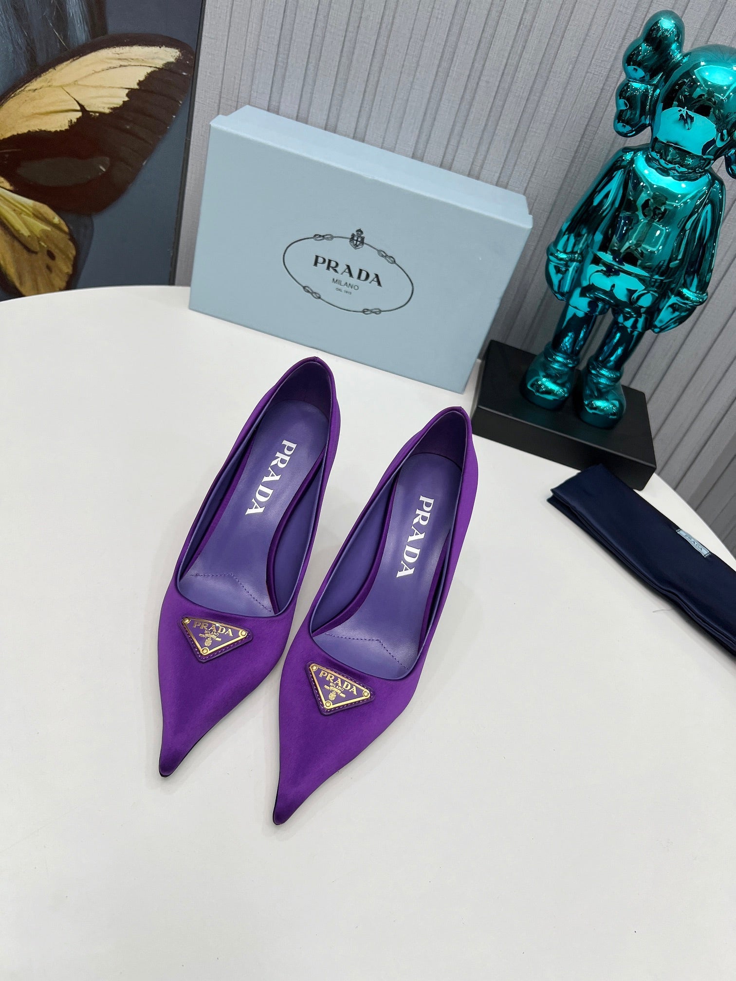 PRADA 26S POINTED TOE PUMPS STILETTO HEEL 80MM IN DEEP PURPLE SATIN