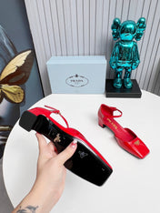 PRADA 26S ANKLE STRAP PUMPS 40MM IN RED PATENT CALFSKIN TRIANGLE LOGO