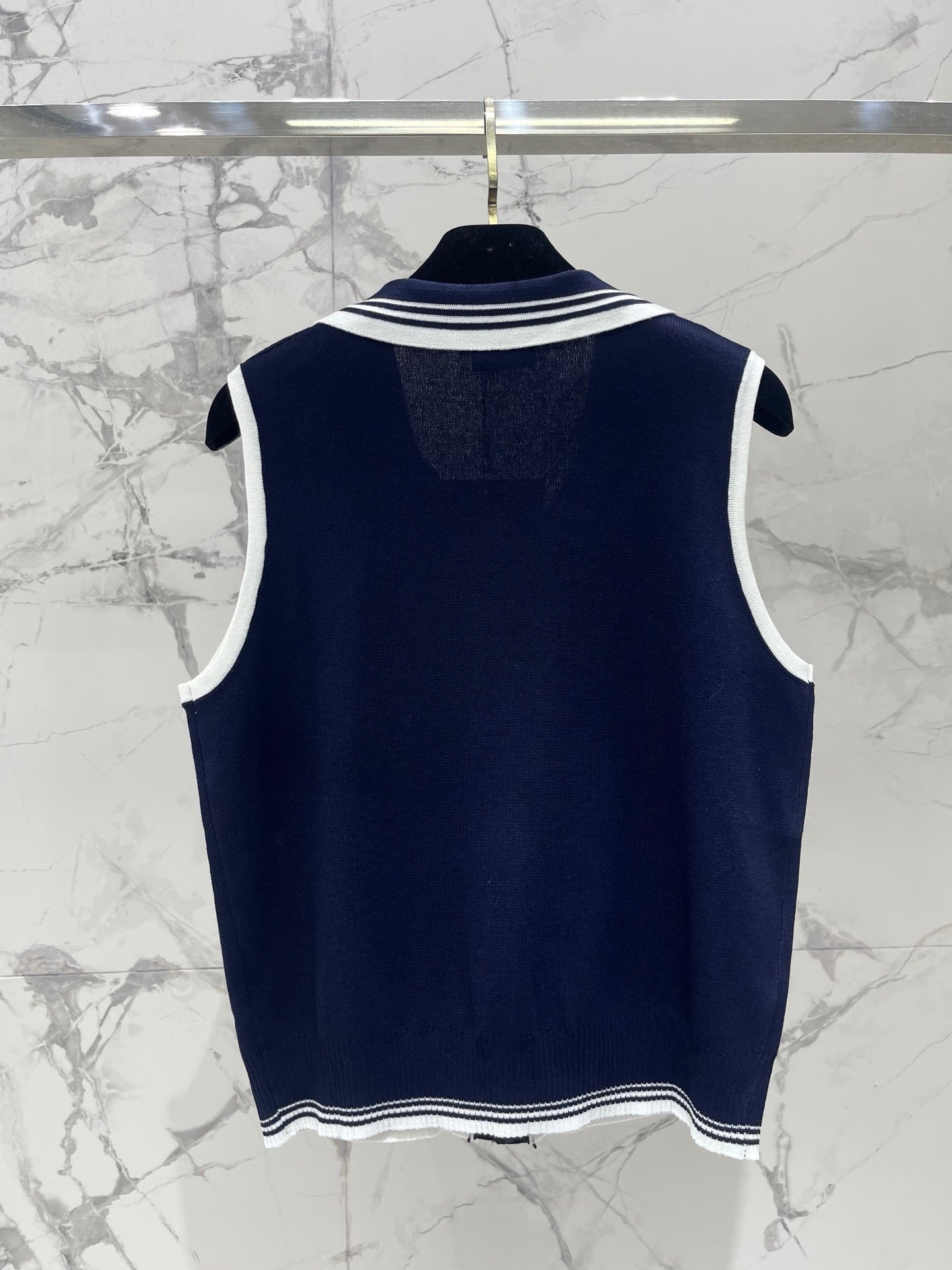 CHANEL 26S SLEEVELESS KNIT TOP 1416