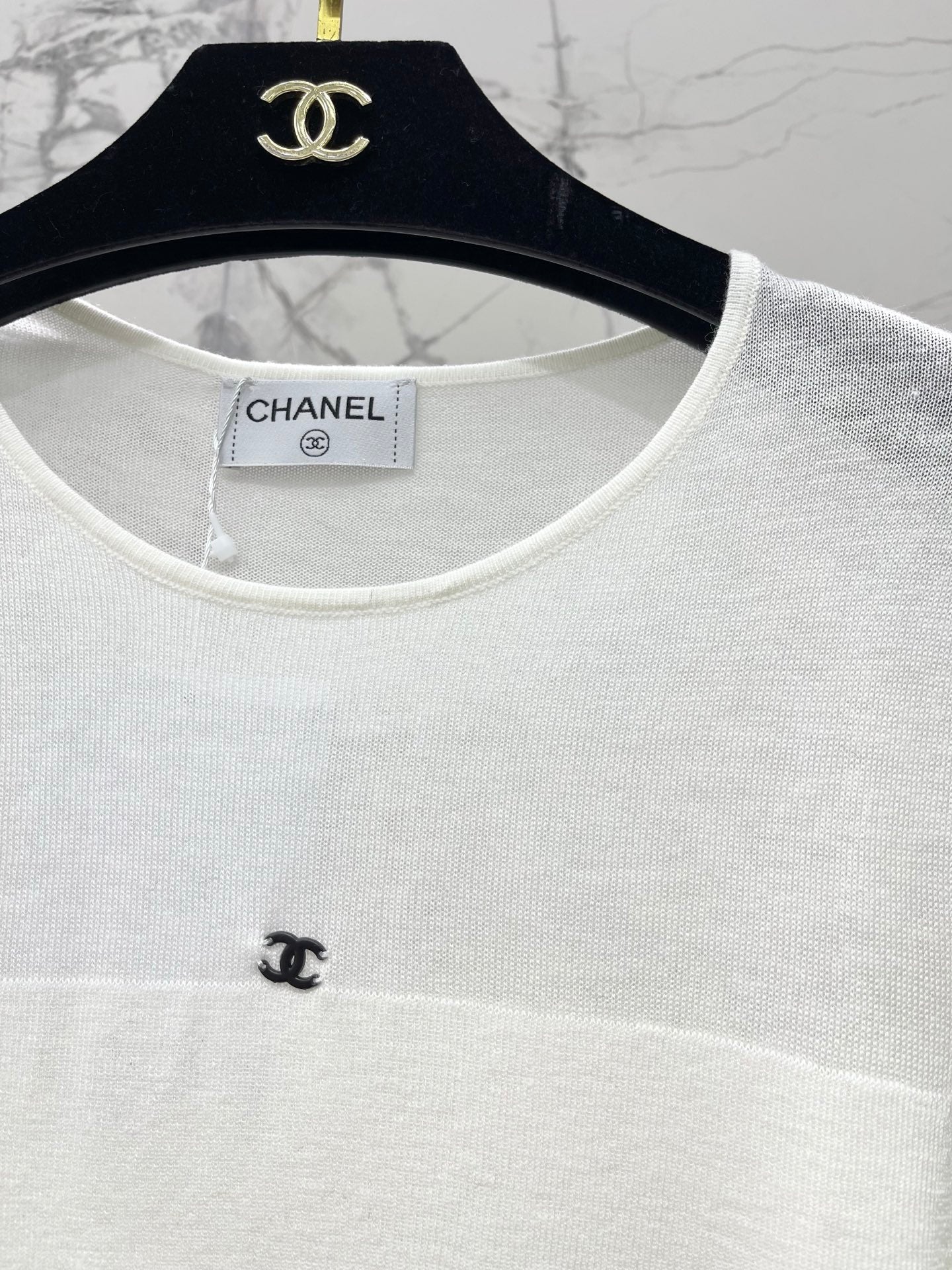 CHANEL 26S SHORT-SLEEVE KNIT TOP 1320