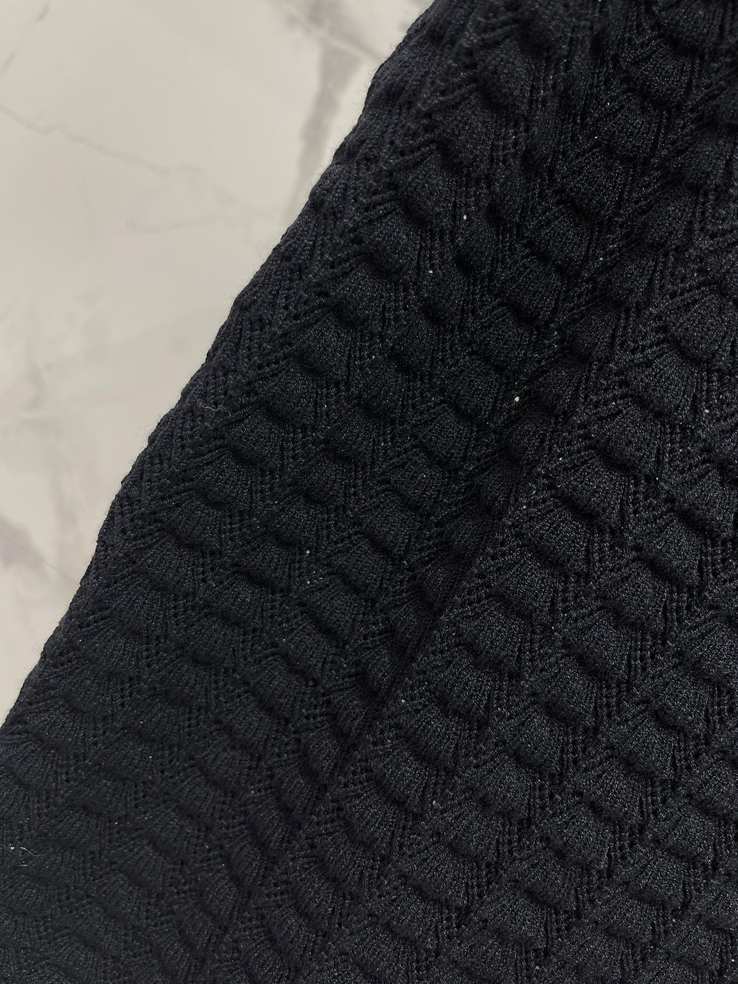 VALENTINO 26S SHORT-SLEEVE KNIT TOP 384