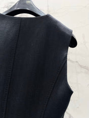 MAXMARA 26S SLEEVELESS V-NECK VEST 253