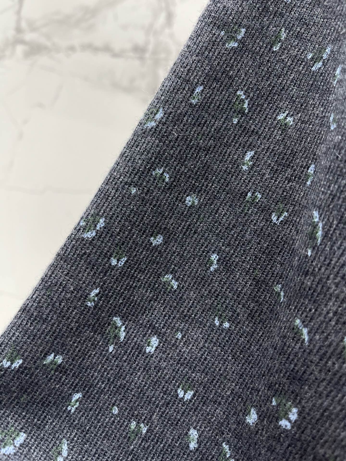 PRADA 26S KNIT CARDIGAN 1124