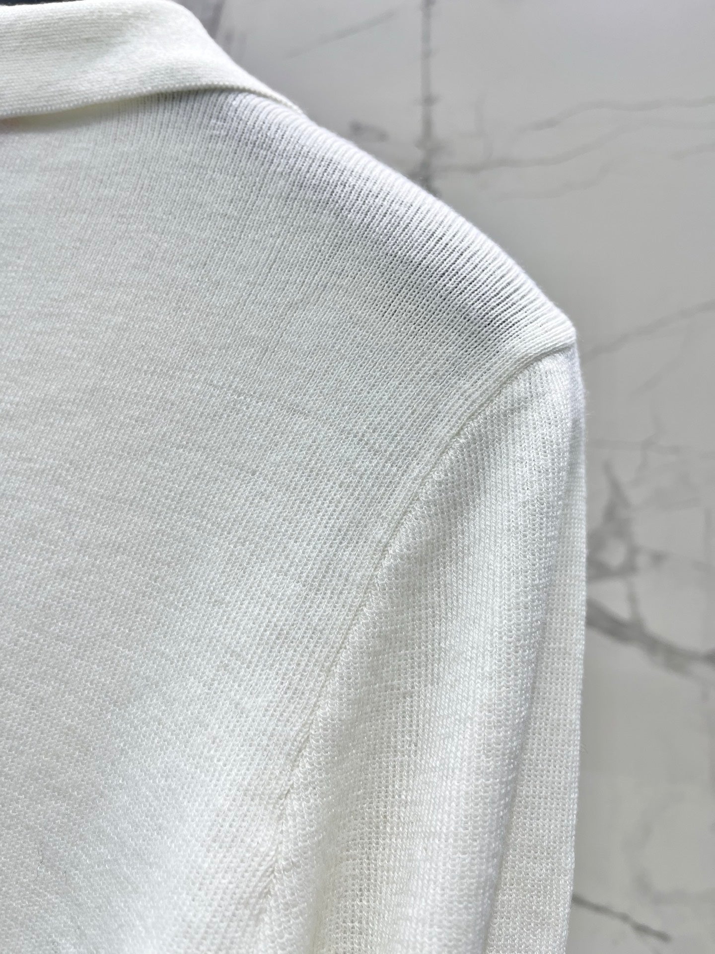 VALENTINO 26S KNITTED POLO SWEATER 327