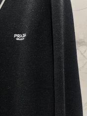 PRADA 26S V-NECK KNIT CARDIGAN 1237