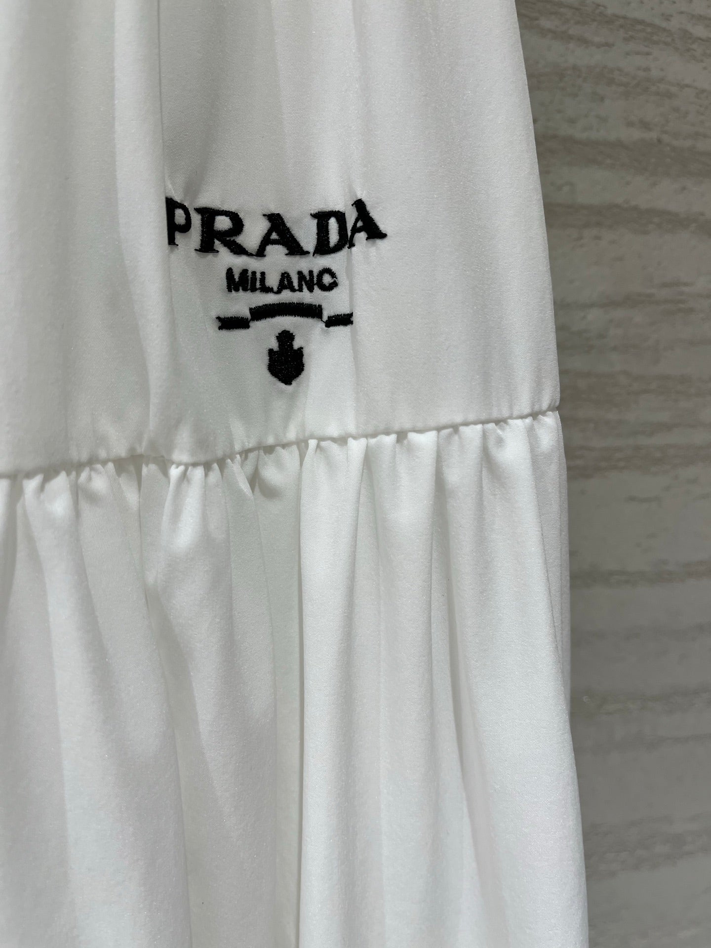 PRADA 26S TULIP SKIRT 1145