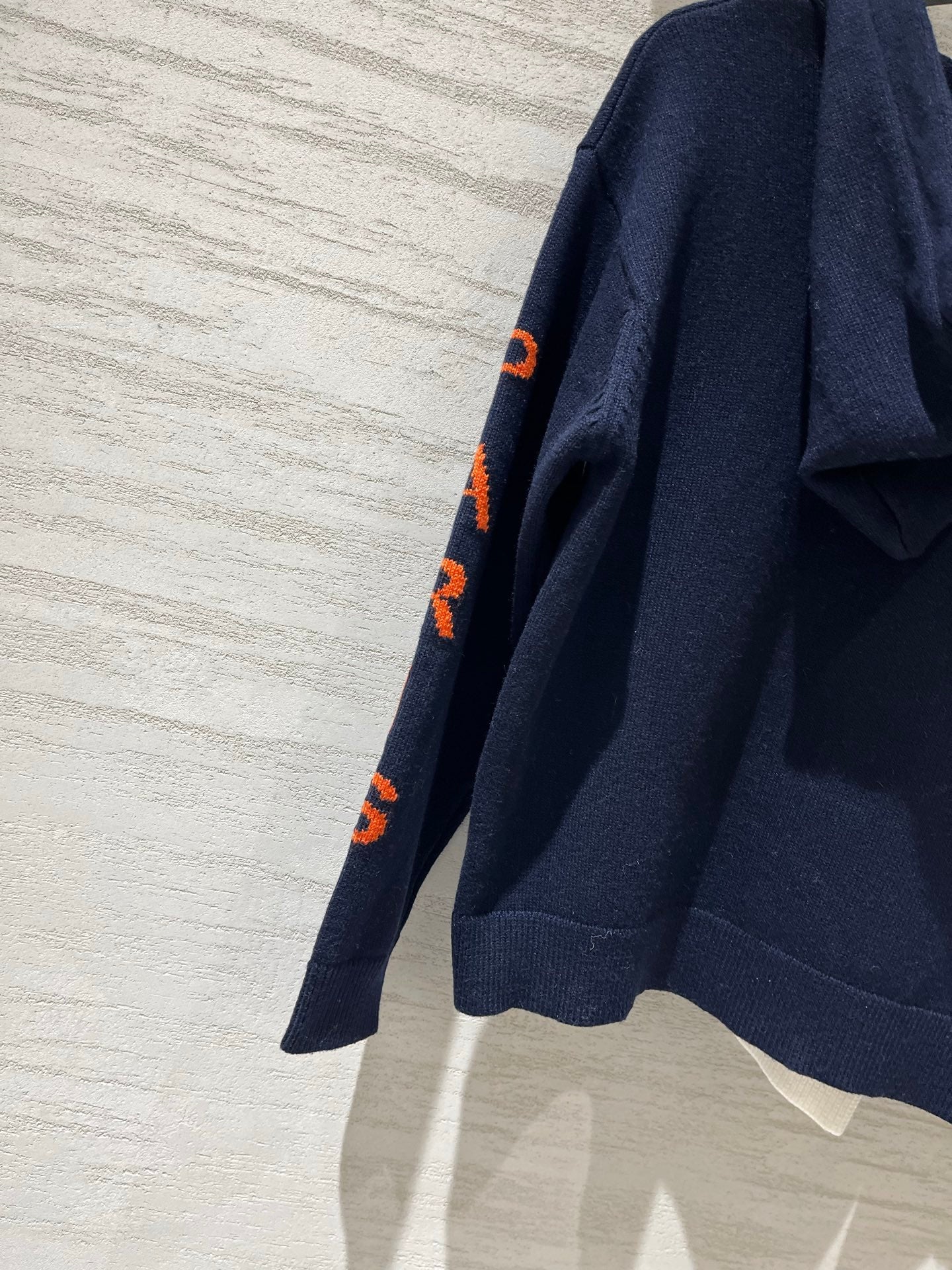 CELINE 26S SLEEVE ZIP-UP KNIT HOODIE 738