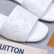 LV 26S FLAT SLIDE SANDALS IN WHITE CALFSKIN EMBOSSED MONOGRAM LOGO