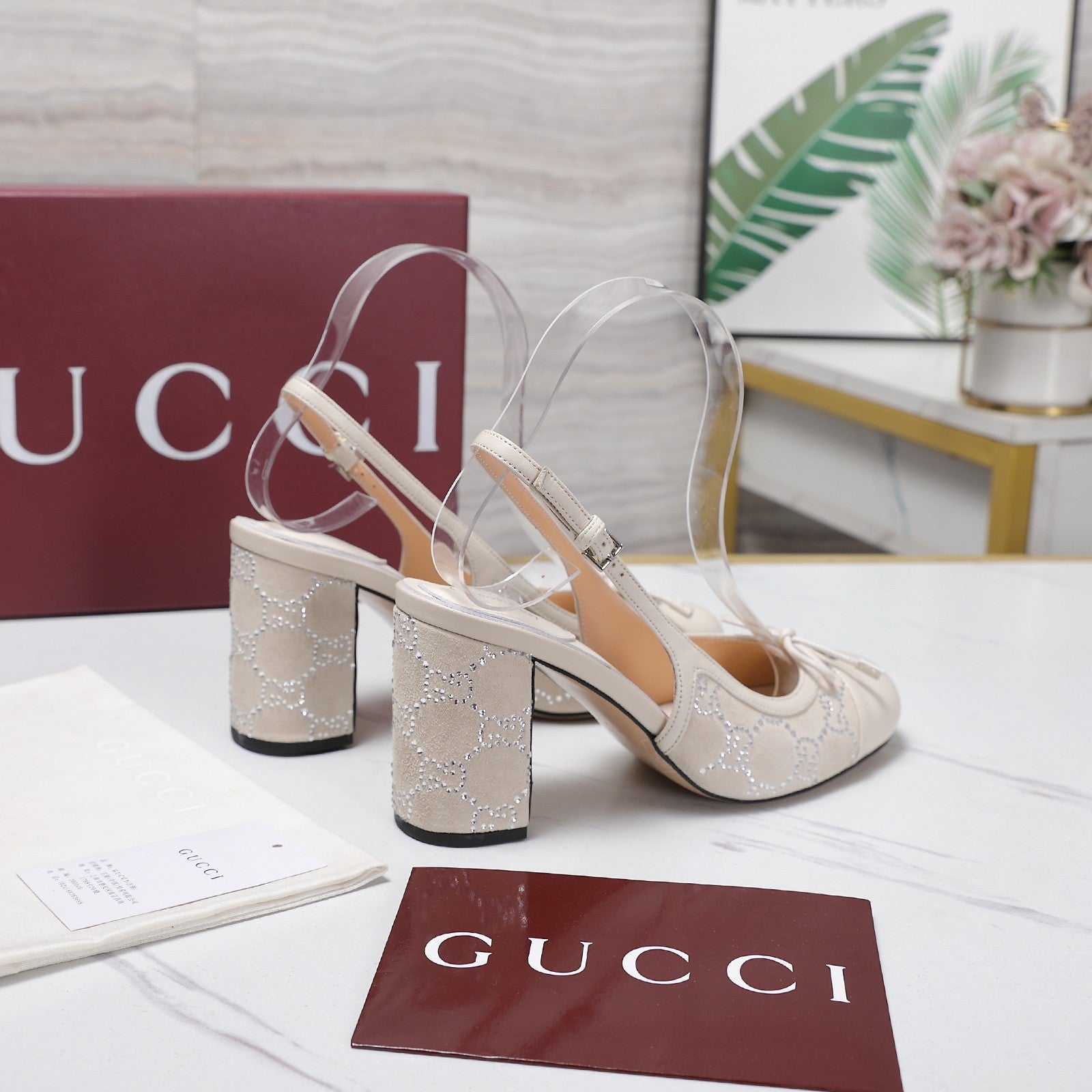 GUCCI 26S HEEL SLINGBACK PUMP 80 MM IN CREAM WHITE CALFSKIN AND SUEDE