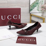 GUCCI 26S HORSEBIT GATHERED PUMPS 55 MM IN BURGUNDY SUEDE