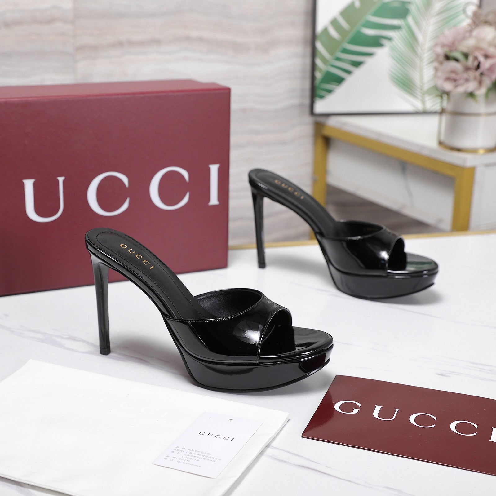 GUCCI 26S HEELED SANDALS 105 MM IN BLACK PATENT CALFSKIN