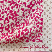 LV 26S SCARF 90 IN SILK 318400