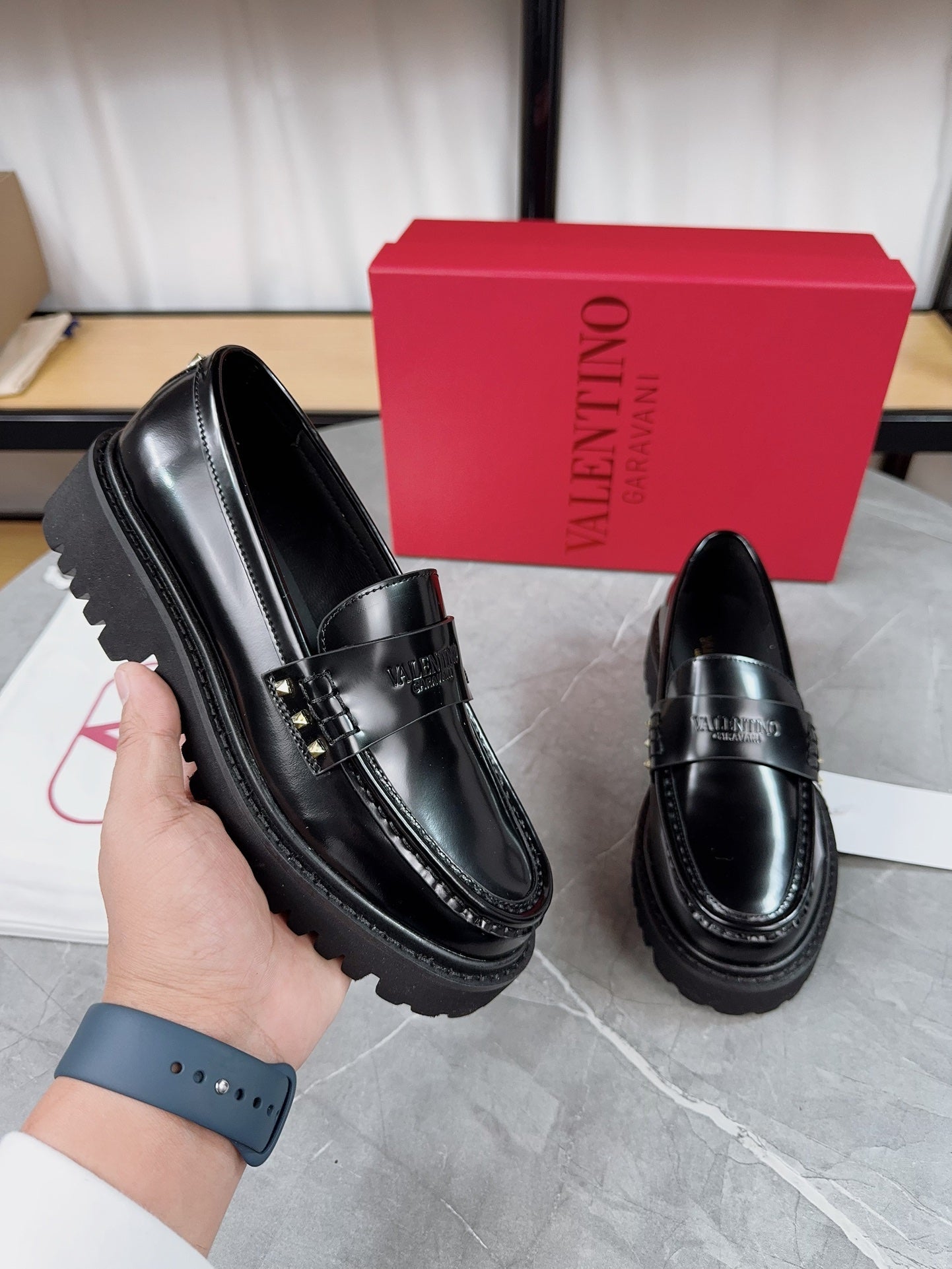 VALENTINO 26S PLATFORM LOAFERS IN BLACK CALFSKIN