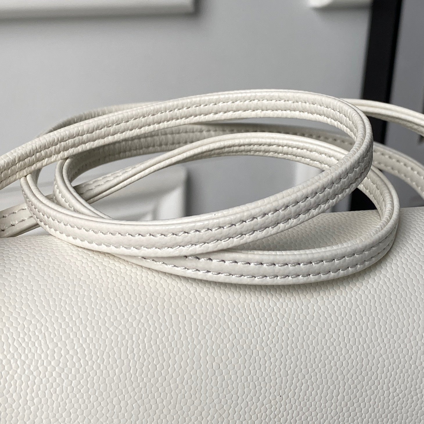 CHANEL 26S SMALL PREPPY COCO FLAP BAG 22 IN IVORY WHITE GRAINED CALFSKIN GOLD HARDWARE