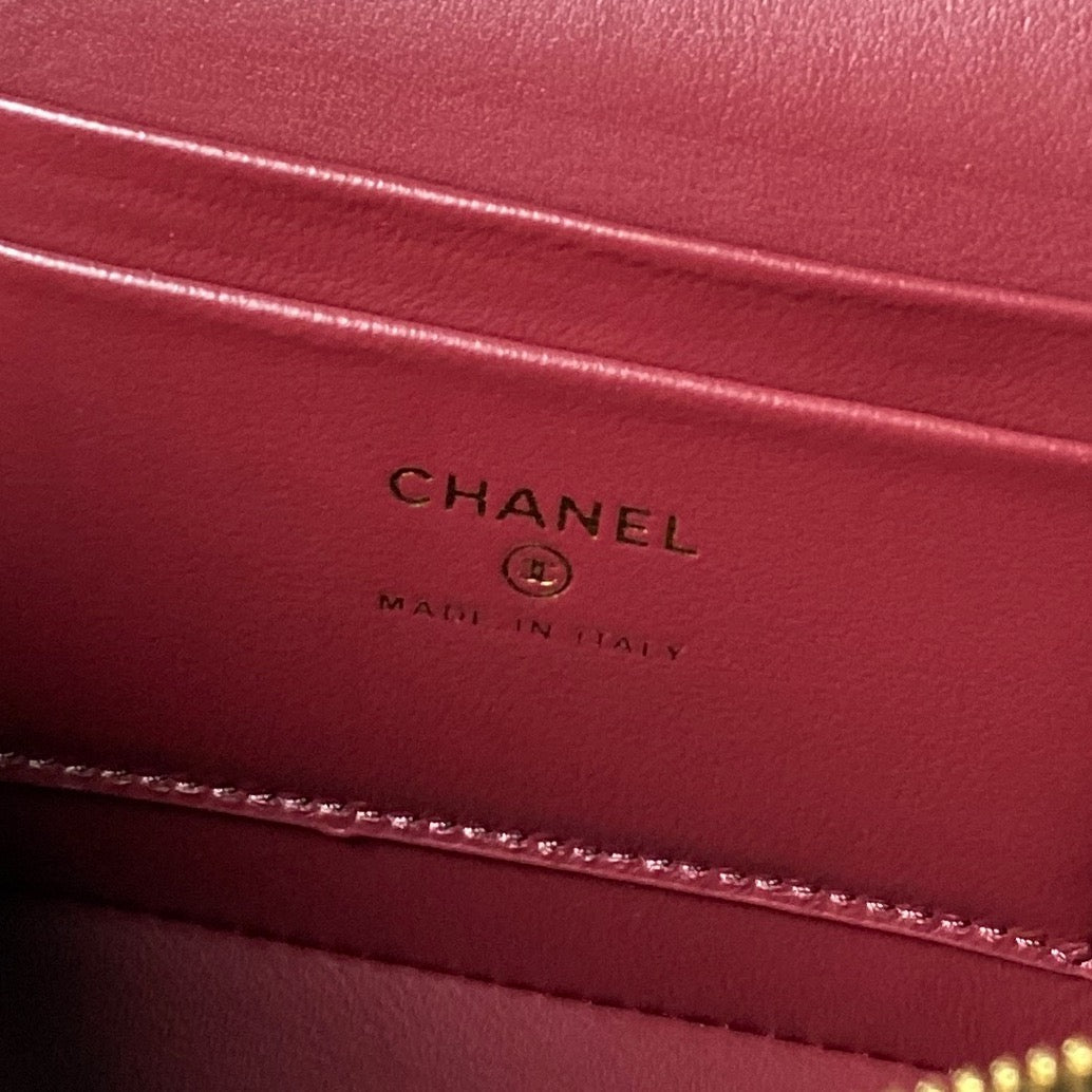 CHANEL 26S VANITY CASE 23 IN KHAKI BROWN SHINY CROCODILE-EMBOSSED CALFSKIN