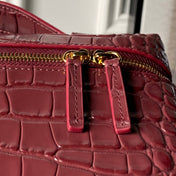 CHANEL 26S VANITY CASE 23 IN DARK RED SHINY CROCODILE-EMBOSSED CALFSKIN