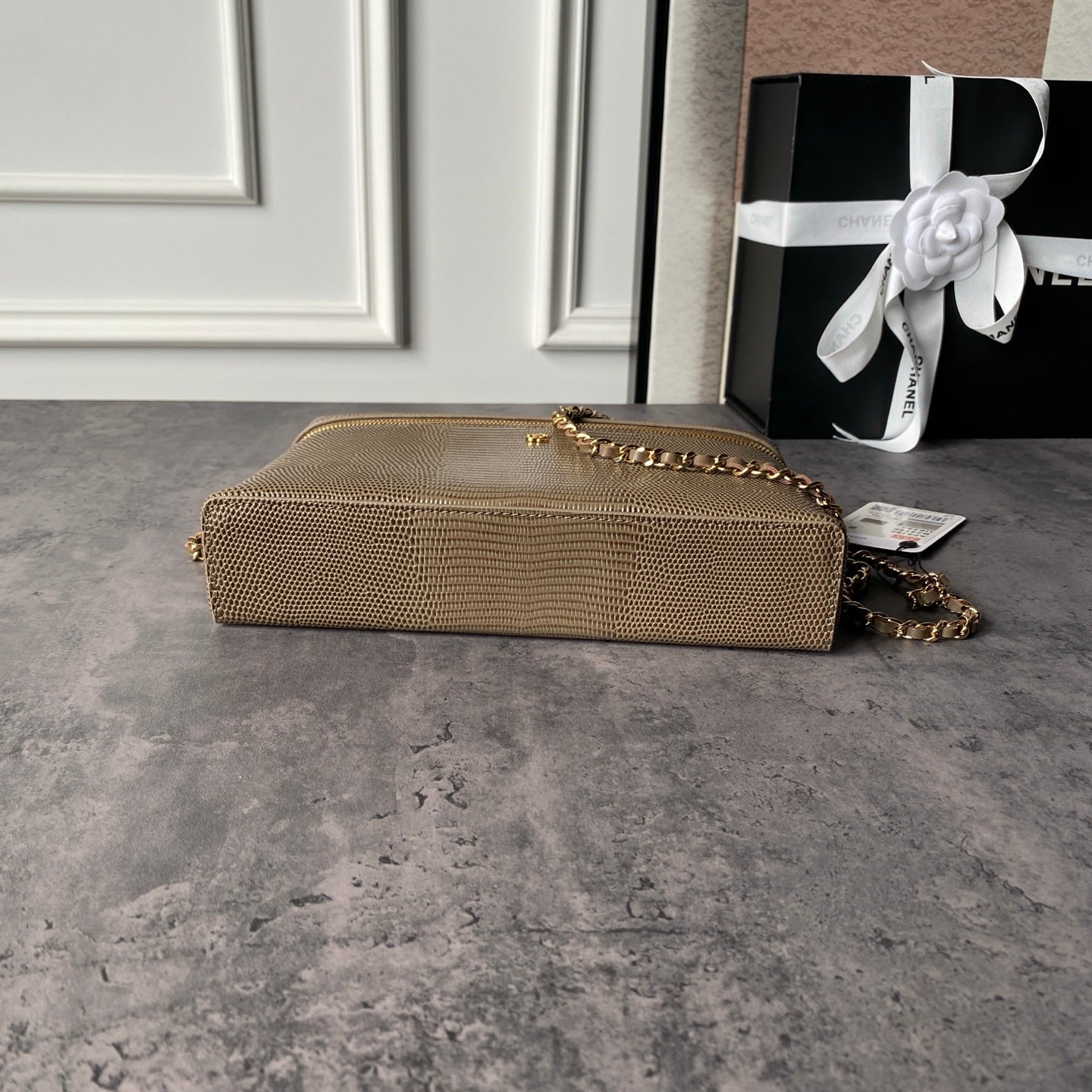 CHANEL 26S VANITY CASE 23 IN KHAKI BROWN LIZARD-EMBOSSED LEATHER