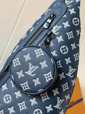 DUO CROSSBAG BAG 42 IN BLUE AND WHITE MONOGRAM SHADOW COWHIDE
