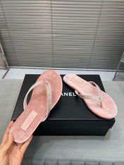CRYSTAL THONG SANDAL IN FLAMINGO PINK SUEDE