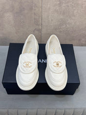 CHANEL 26S LOAFERS IN WHITE CANVAS WITH QUILTED FLAP & CHAIN CC LOGO