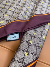 GUCCI 25S SCARF 90 IN SILK 709691